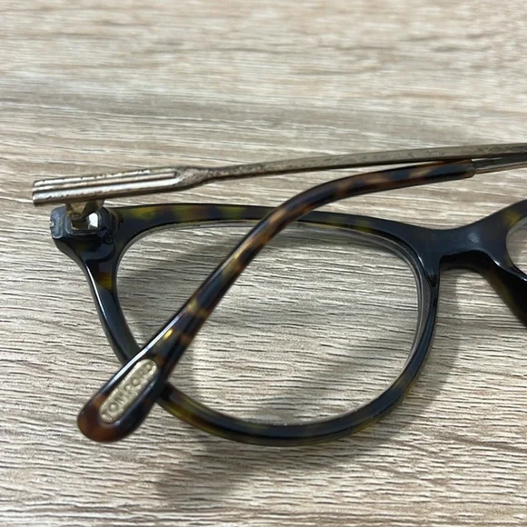 Tom Ford Glasses - Picture 7 of 8